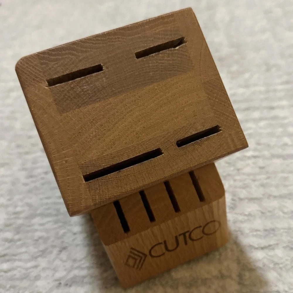 CUTCO 8 Slot Solid Wood‎ Honey Oak Knife Block Holder Made in USA Vtg